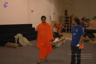2007-November-7-to-9-Kailasa-in-LosAngeles-Making-of-Temple