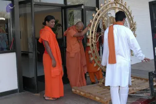 2007-November-7-to-9-Kailasa-in-LosAngeles-Making-of-Temple