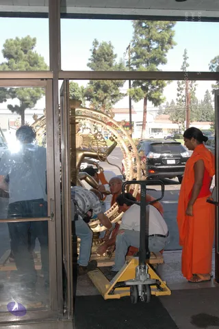 2007-November-7-to-9-Kailasa-in-LosAngeles-Making-of-Temple