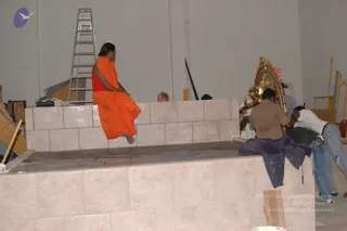 2007-November-7-to-9-Kailasa-in-LosAngeles-Making-of-Temple