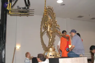 2007-November-7-to-9-Kailasa-in-LosAngeles-Making-of-Temple
