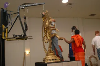 2007-November-7-to-9-Kailasa-in-LosAngeles-Making-of-Temple