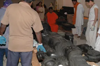 2007-November-7-to-9-Kailasa-in-LosAngeles-Making-of-Temple