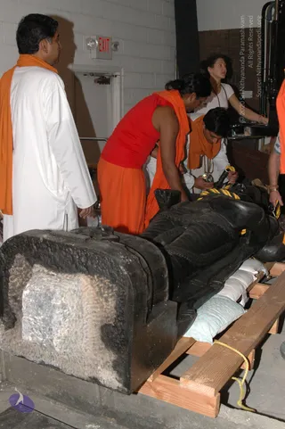 2007-November-7-to-9-Kailasa-in-LosAngeles-Making-of-Temple