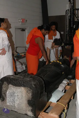 2007-November-7-to-9-Kailasa-in-LosAngeles-Making-of-Temple