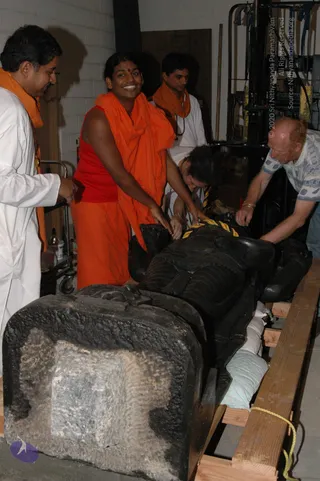 2007-November-7-to-9-Kailasa-in-LosAngeles-Making-of-Temple