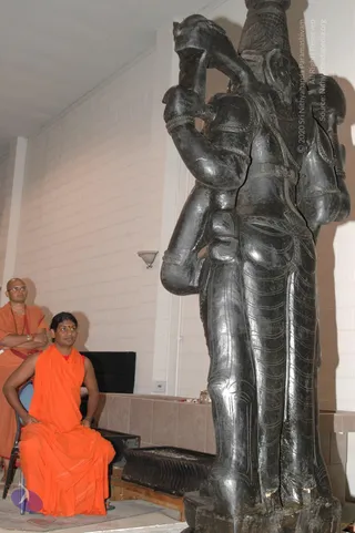 2007-November-7-to-9-Kailasa-in-LosAngeles-Making-of-Temple