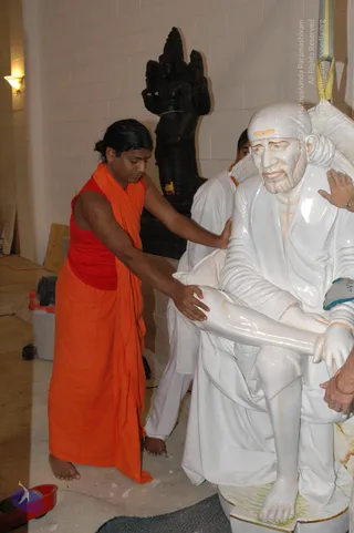 2007-November-7-to-9-Kailasa-in-LosAngeles-Making-of-Temple
