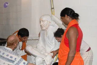 2007-November-7-to-9-Kailasa-in-LosAngeles-Making-of-Temple