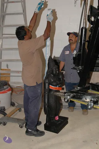 2007-November-7-to-9-Kailasa-in-LosAngeles-Making-of-Temple
