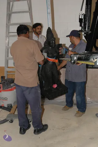 2007-November-7-to-9-Kailasa-in-LosAngeles-Making-of-Temple