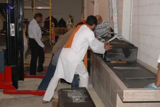 2007-November-7-to-9-Kailasa-in-LosAngeles-Making-of-Temple