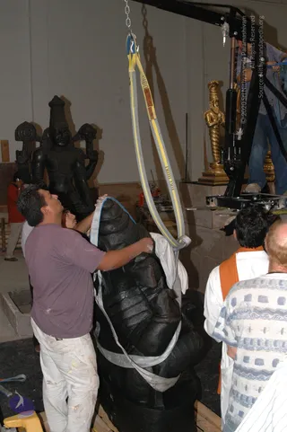 2007-November-7-to-9-Kailasa-in-LosAngeles-Making-of-Temple
