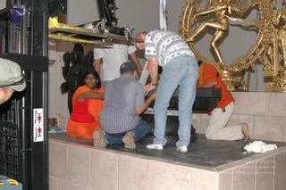 2007-November-7-to-9-Kailasa-in-LosAngeles-Making-of-Temple