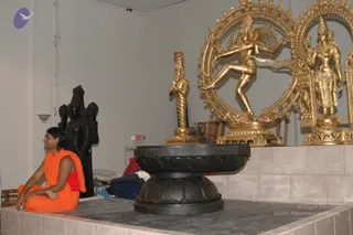 2007-November-7-to-9-Kailasa-in-LosAngeles-Making-of-Temple