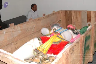 2007-November-7-to-9-Kailasa-in-LosAngeles-Making-of-Temple