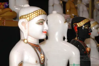 2007-November-7-to-9-Kailasa-in-LosAngeles-Making-of-Temple