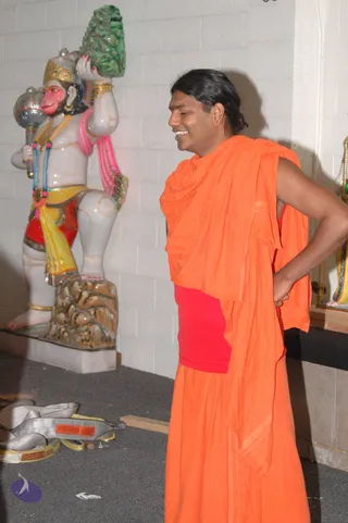 2007-November-7-to-9-Kailasa-in-LosAngeles-Making-of-Temple