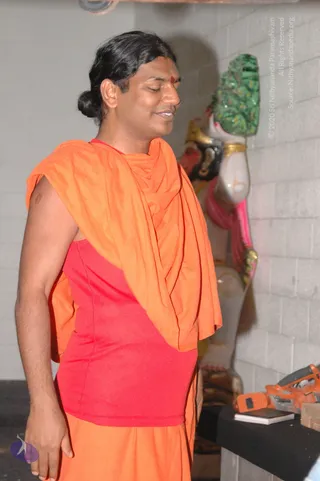 2007-November-7-to-9-Kailasa-in-LosAngeles-Making-of-Temple