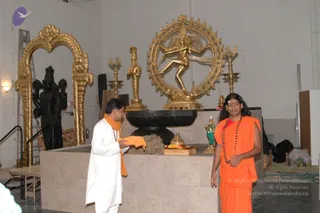 2007-November-7-to-9-Kailasa-in-LosAngeles-Making-of-Temple
