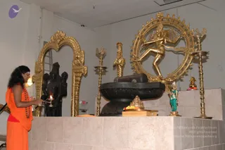 2007-November-7-to-9-Kailasa-in-LosAngeles-Making-of-Temple