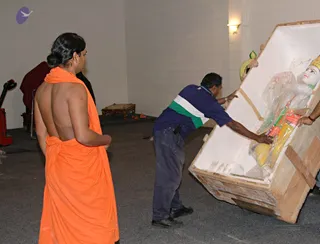 2007-November-7-to-9-Kailasa-in-LosAngeles-Making-of-Temple