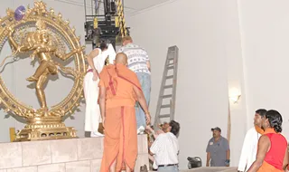 2007-November-7-to-9-Kailasa-in-LosAngeles-Making-of-Temple
