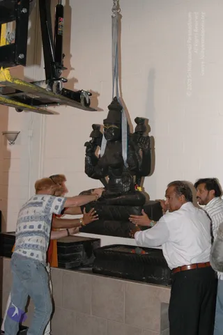 2007-November-7-to-9-Kailasa-in-LosAngeles-Making-of-Temple