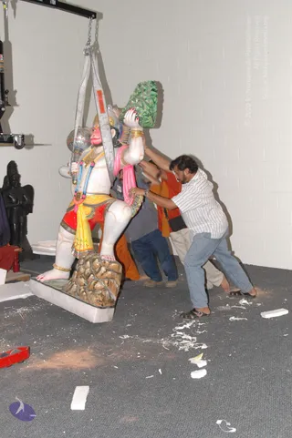 2007-November-7-to-9-Kailasa-in-LosAngeles-Making-of-Temple