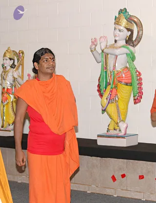 2007-November-7-to-9-Kailasa-in-LosAngeles-Making-of-Temple