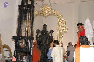 2007-November-7-to-9-Kailasa-in-LosAngeles-Making-of-Temple