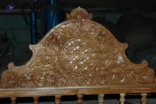 2007-SACREDARTS-DEPARTMENT-SHIFTING-IDOLS-TO-LA