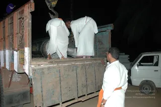 2007-SACREDARTS-DEPARTMENT-SHIFTING-IDOLS-TO-LA