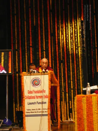 4-SWAMIJI-ATTENDING-LAUNCH-MEET-OF-GLOBAL-FOUNDATION-FOR-CIVILISATIONAL-HARMONY_Photo_1001_P1080996_CMP_WM