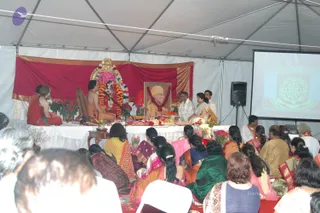 11May08_darshan_023_CMP_WM