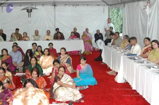 11May08_darshan_028_CMP_WM