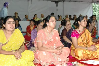 11May08_darshan_049_CMP_WM