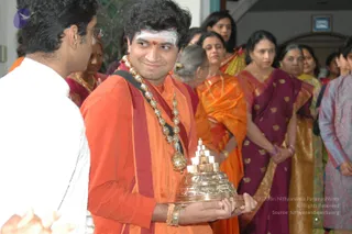 11May08_darshan_088_CMP_WM