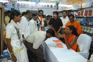DSC_2744_CMP_WM