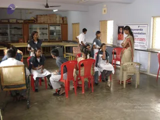 2009-Nithyananda-Youth-Foundation-Offers-Eyecheckup-to-Students