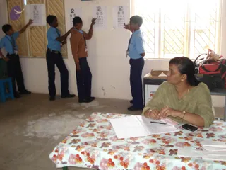 2009-Nithyananda-Youth-Foundation-Offers-Eyecheckup-to-Students
