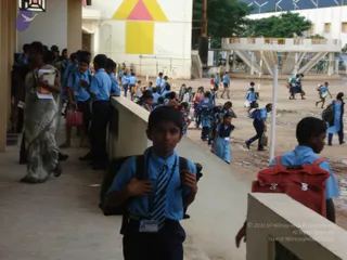 2009-Nithyananda-Youth-Foundation-Offers-Eyecheckup-to-Students