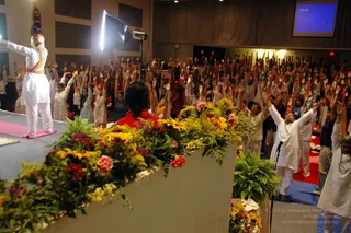 2009-YOGAM-TOUR-LOS-ANGELES