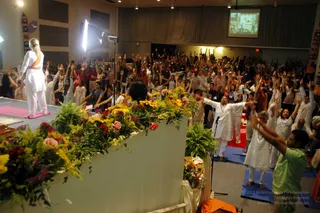 2009-YOGAM-TOUR-LOS-ANGELES
