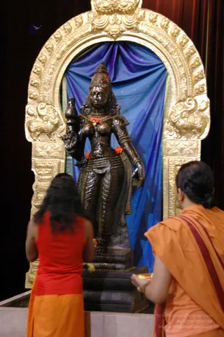 2009-YOGAM-TOUR-LOS-ANGELES
