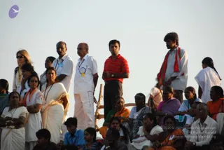 Holy-dip-in-the-sacred-waters-of-Vaidya-Sarovar_Photo_1007_DSC_3403_CMP_WM