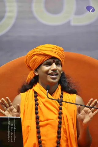 Bhagavad-Gita-Satsang_Photo_1025_IMG_3963_CMP_WM