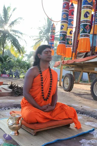 Pada-Puja_Photo_1006_IMG_7864_CMP_WM