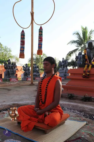 1-MORNING-SATSANG_Photo_1002_IMG_8823_CMP_WM