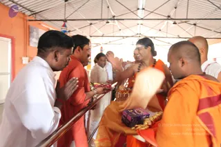 01-Morning-Temple-Visit-and-Puja_Photo_1005_IMG_4976_CMP_WM